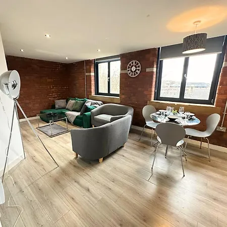 Stunning 2 Bed In City Centre With Free Parking - Sleeps 7 Bradford  Exterior foto