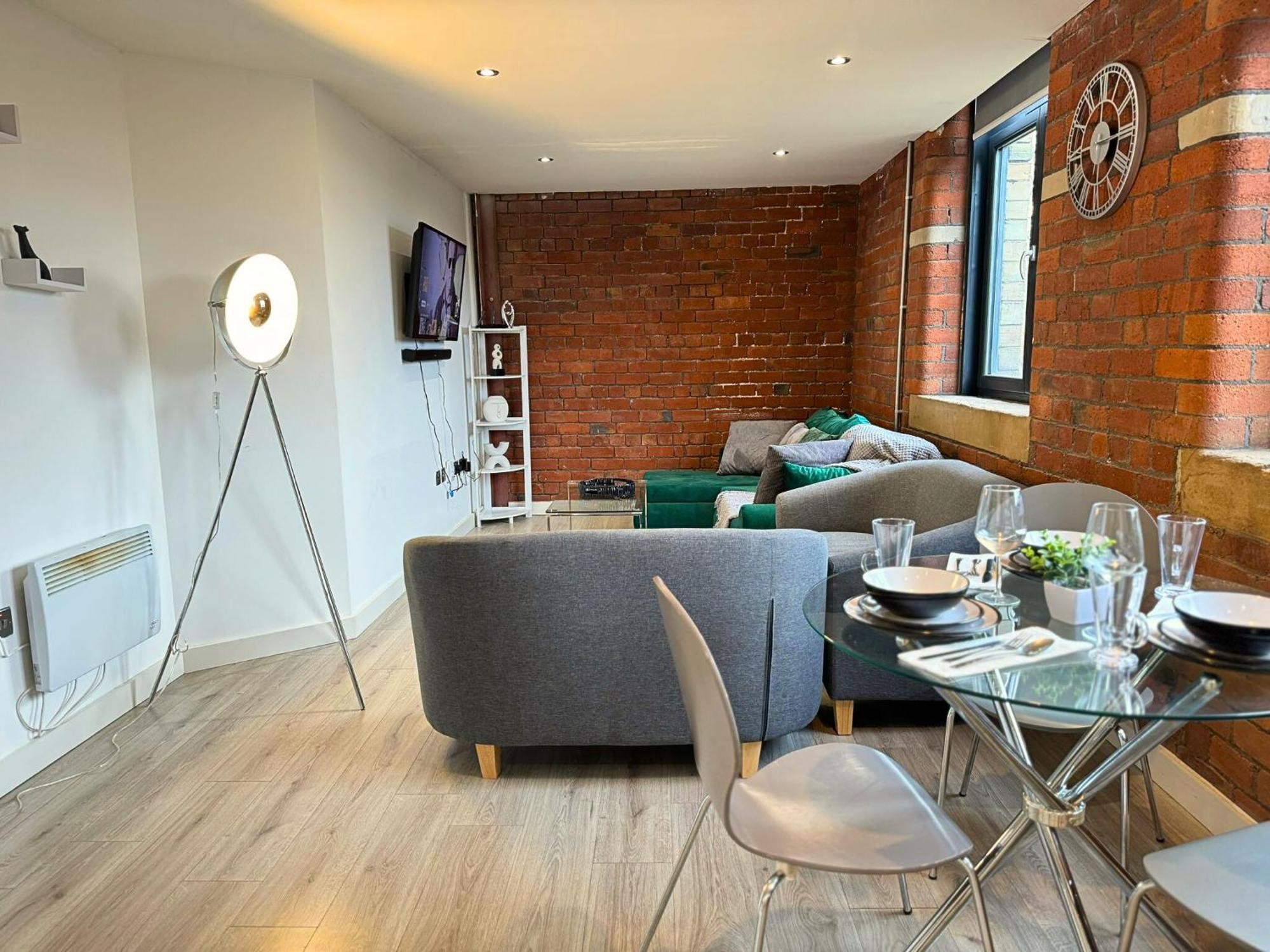 Apartment Stunning 2 Bed In Centre With Free Parking - Sleeps 7 Bradford (West Yorkshire)